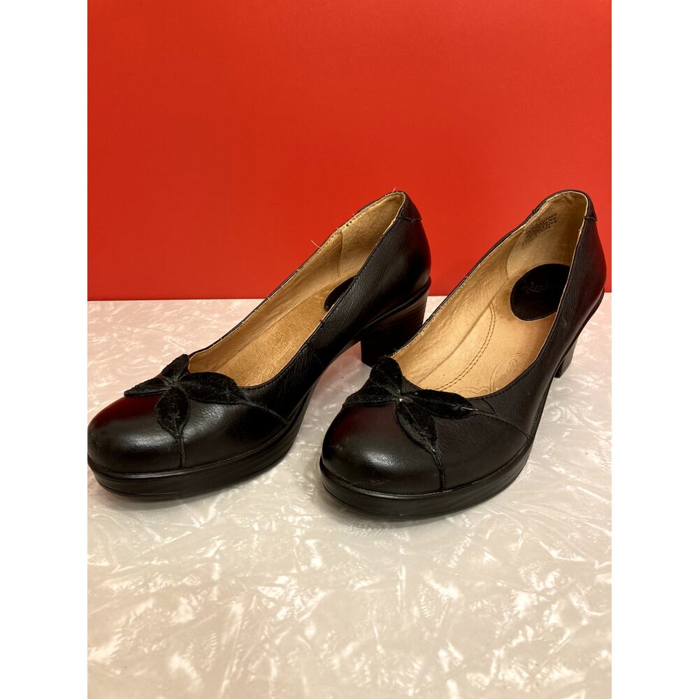Kravings Black Leather Pumps, Women's Size 9M/EUR 39.5